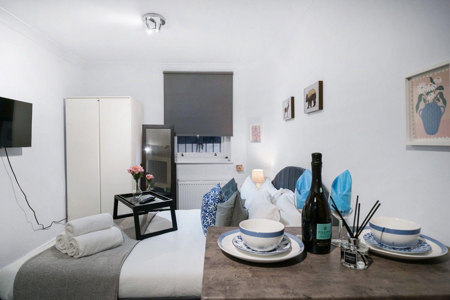 Affordable Studio, 1, 2 And 3 Bed In E14 Appartamento Londra