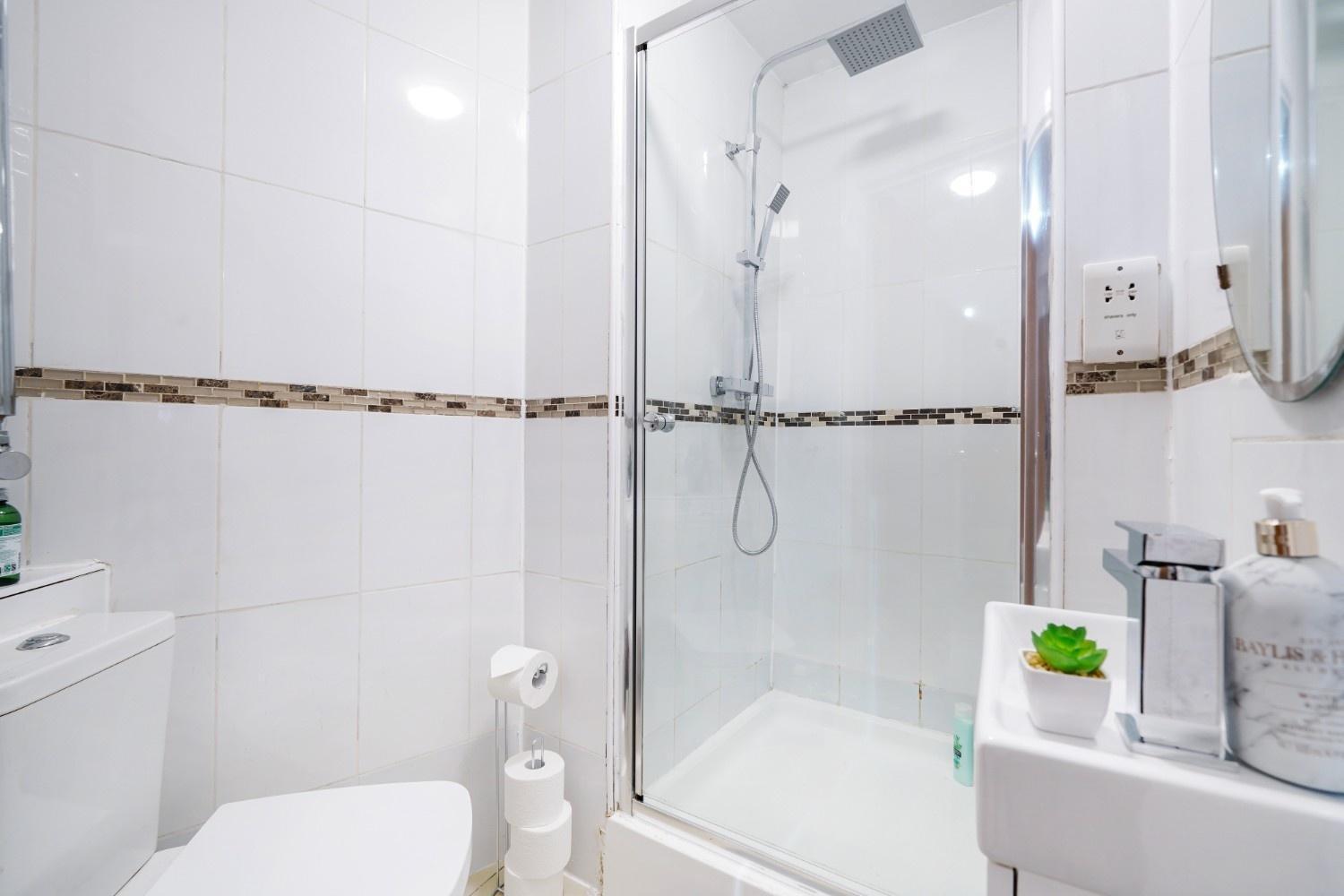 Appartamento Affordable Studio, 1, 2 And 3 Bed In E14 Londra