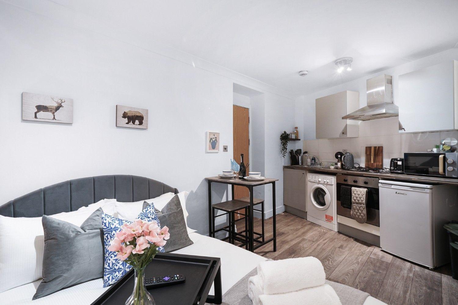 Appartamento Affordable Studio, 1, 2 And 3 Bed In E14