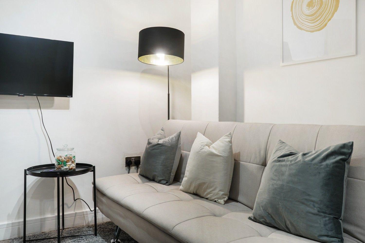 Appartamento Affordable Studio, 1, 2 And 3 Bed In E14
